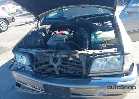 1999 Mercedes-Benz C 230 Kompressor z USA, uszkodzony, nr VIN WDBHA24GXXA769918